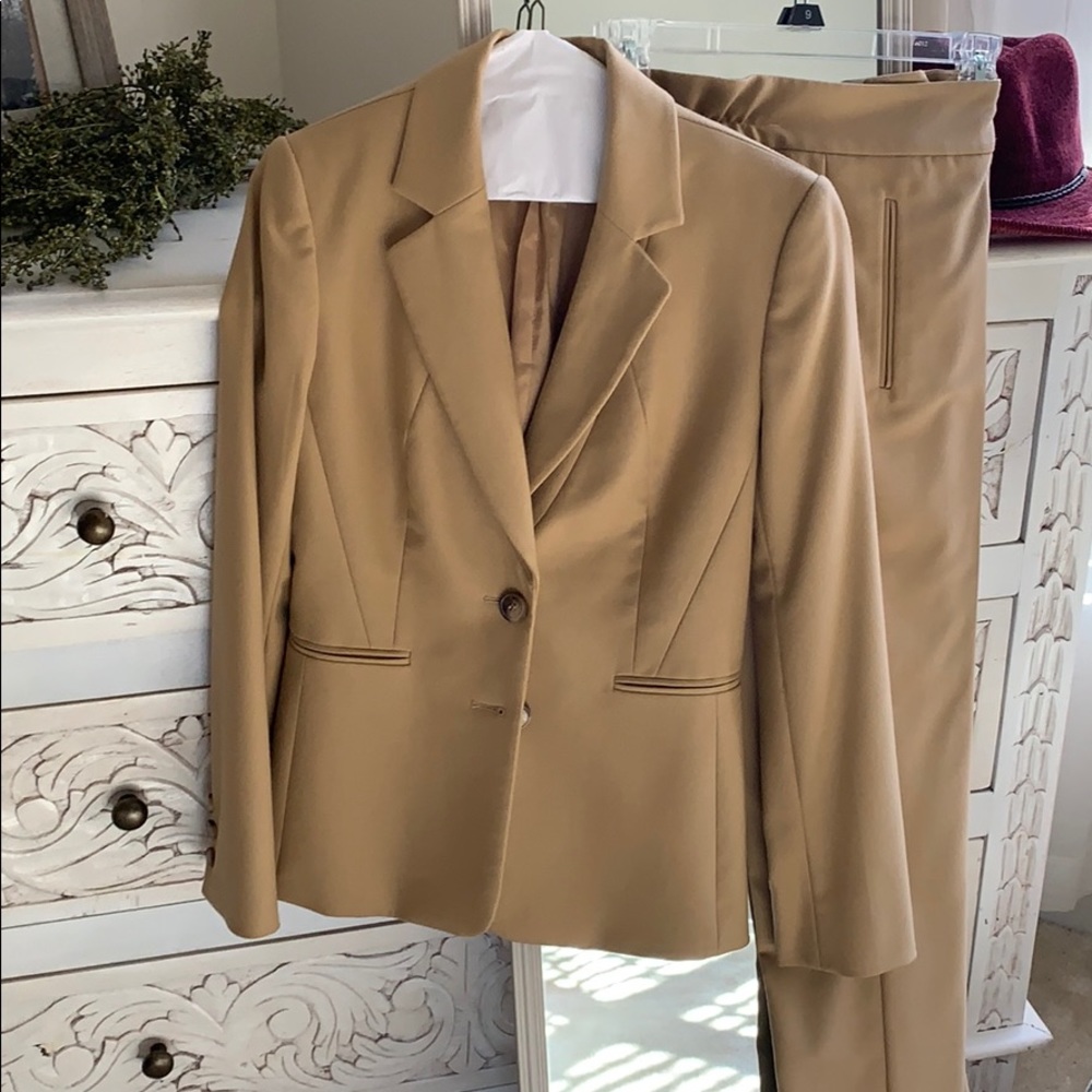 Antonio Melani 3-Piece Suit